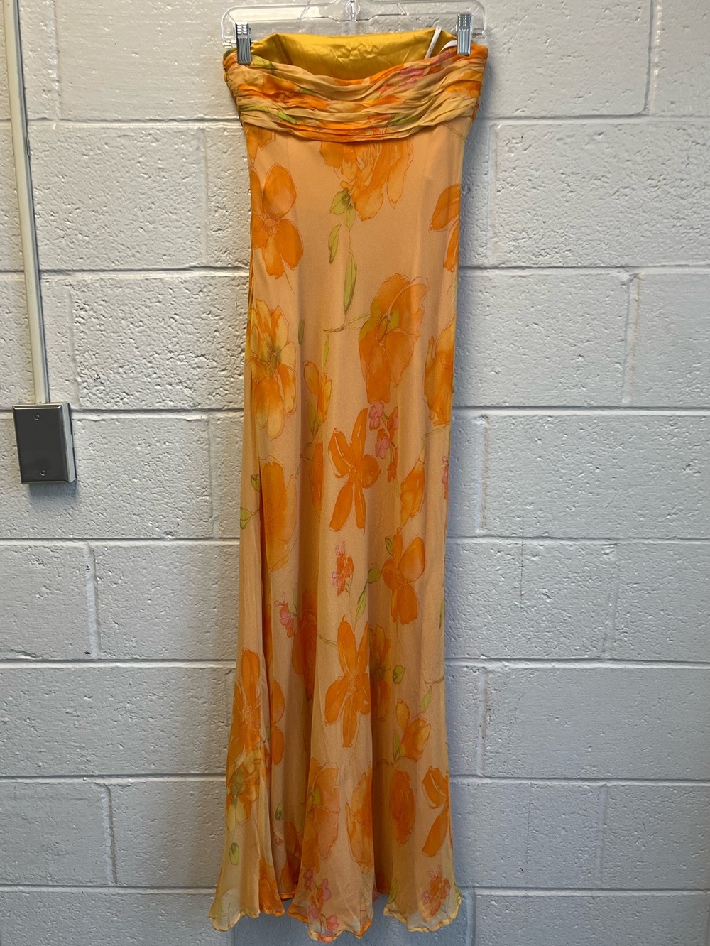 David Meister Vintage Strapless Peach-Orange Floral Silk Maxi Dress Sz. 2 - Picture 4 of 11